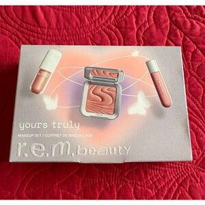 R.E.M. BEAUTY - NWT Yours Truly 3-Piece Makeup Set Inspired by Ariana Grande